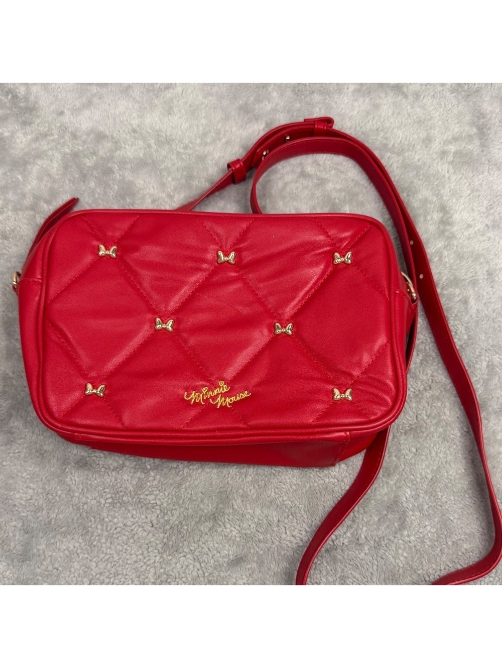 Disney Parks Minnie Mouse Red Quilted Crossbody Bag Gold Bow Studs Purse